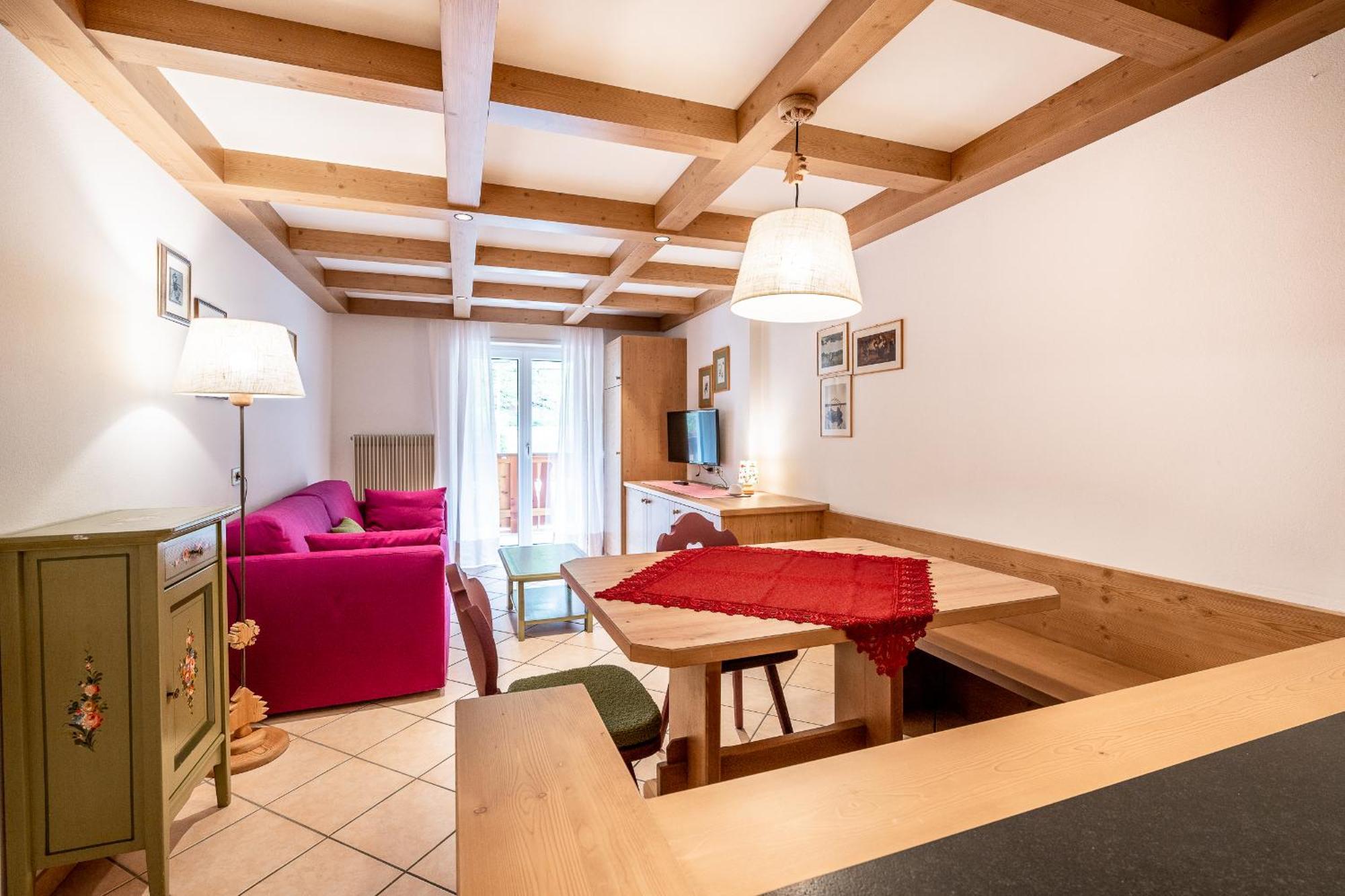 Appartamenti Cesa Maria Mountain Hospitality Canazei Eksteriør bilde